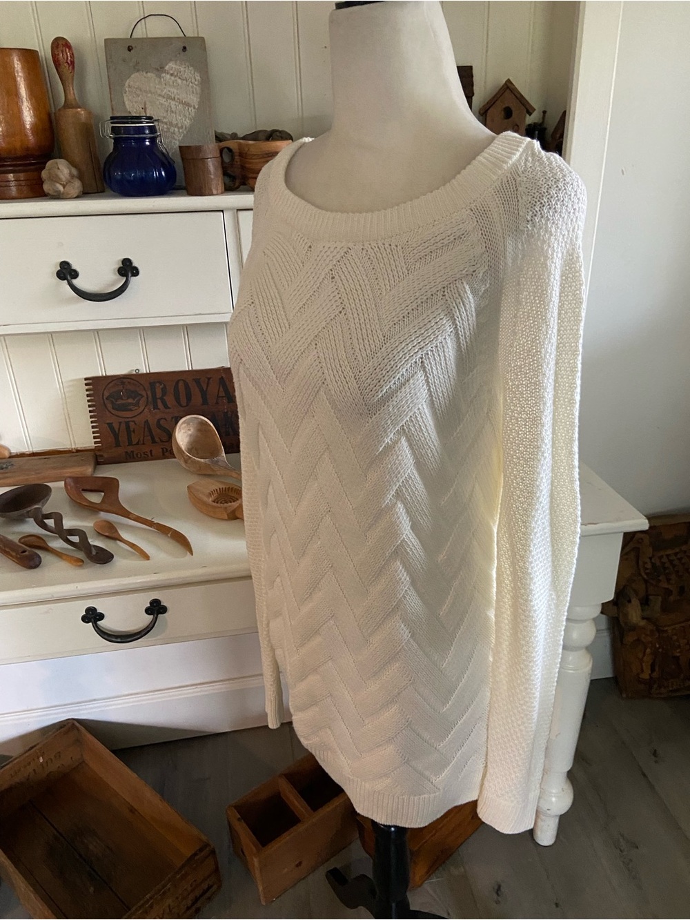 Sonoma Cream Cable Chevron Scoop-Neck Sweater
